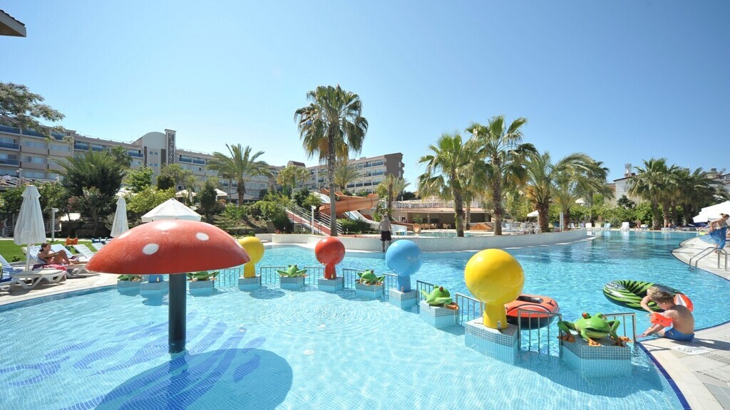 Seaden Corolla Hotel